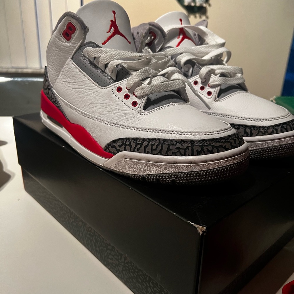 Jordan Fire Red 3s